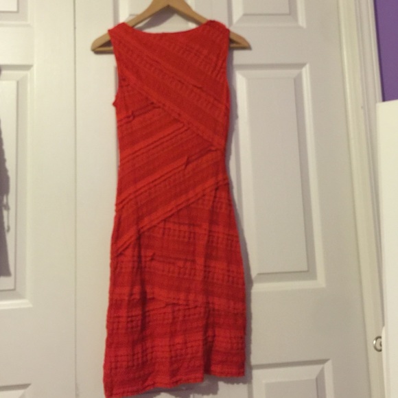 Dress - Picture 3 of 4