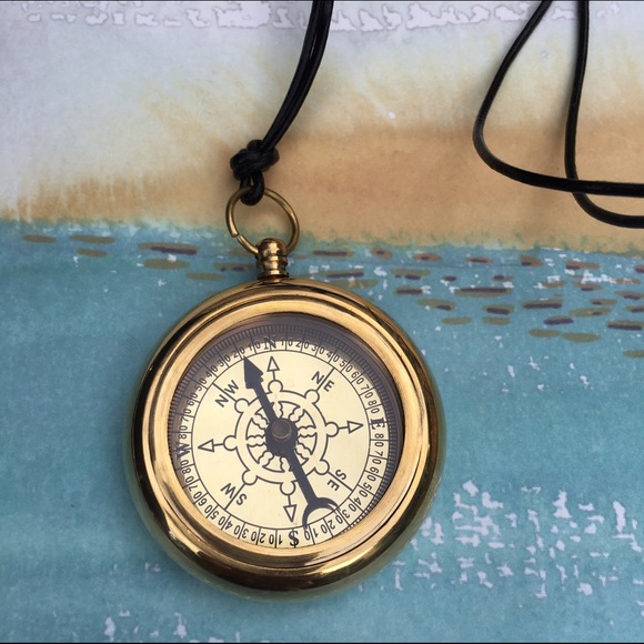 Working compass on leather - Picture 1 of 1
