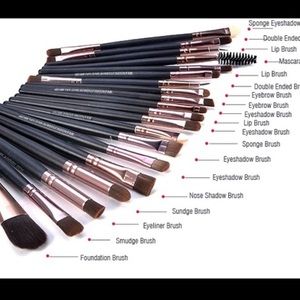 New professional make up brushes 20 pc