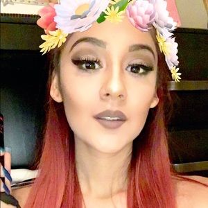 Meet your Posher, April