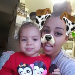 Meet your Posher, Kayla