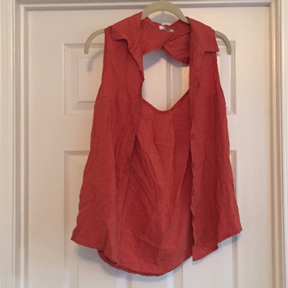 Camel Sleeveless Open Back Button Up. - image 1