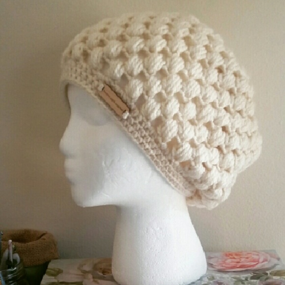 NWOT Puff stitch beanie