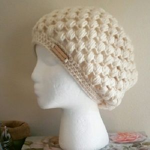 NWOT Puff stitch beanie