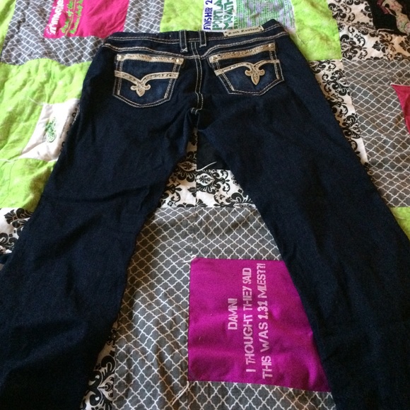 Rock revival jeans excellent condition!