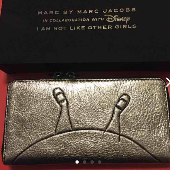 MBMJ Alice in wonderland wallet