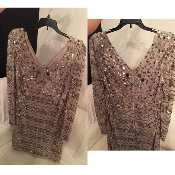 BEAUTIFUL SEQUENCE FORMAL DRESS