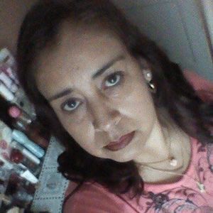 Meet your Posher, Imelda