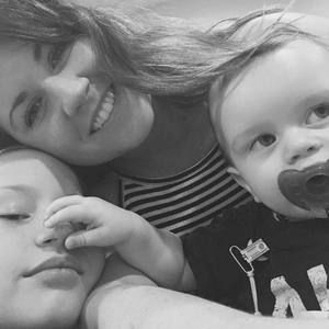 Meet your Posher, Kelly