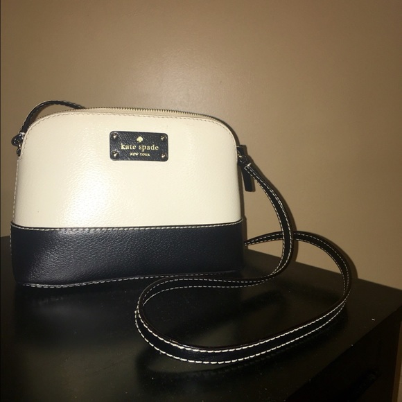 kate spade Handbags - Kate Spade Berkley Lane Hanna