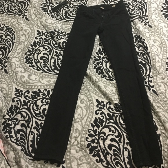 Size 1 black Arizona skinny jeans