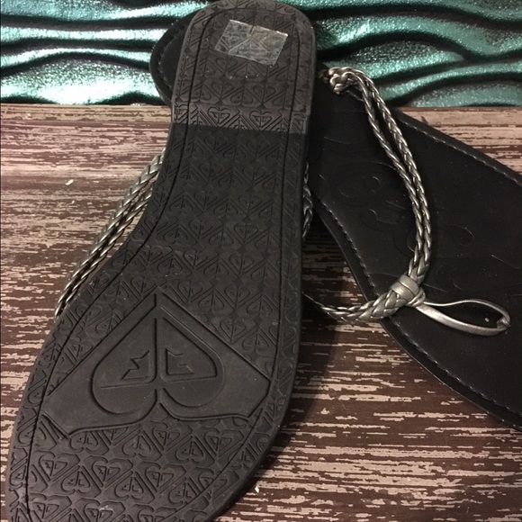 🌊 New Roxy Sandals 🌊 - Picture 2 of 3
