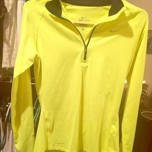 Nike DRI-FIT Half Zip Pullover NWOT