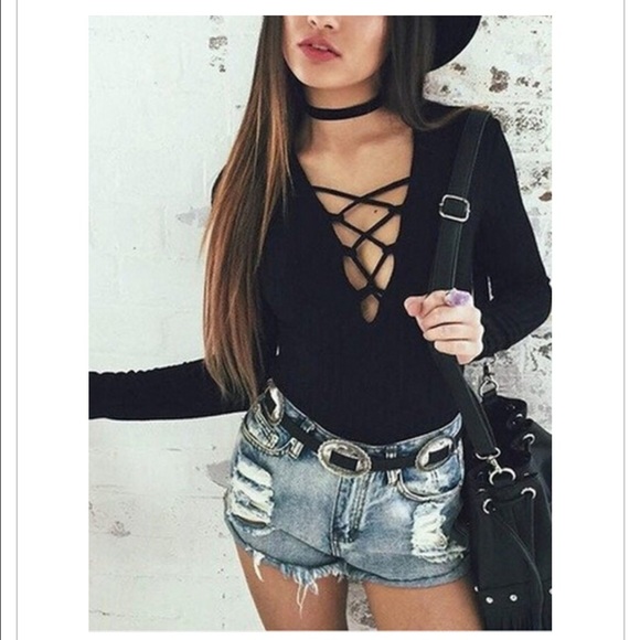 Cute Black Jumper - Picture 2 of 3