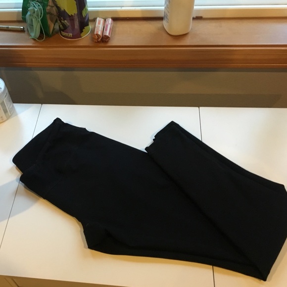 Black leggings