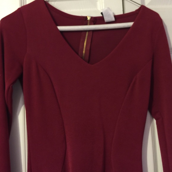 Dress - Picture 2 of 4