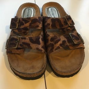 Imitation Birkenstocks