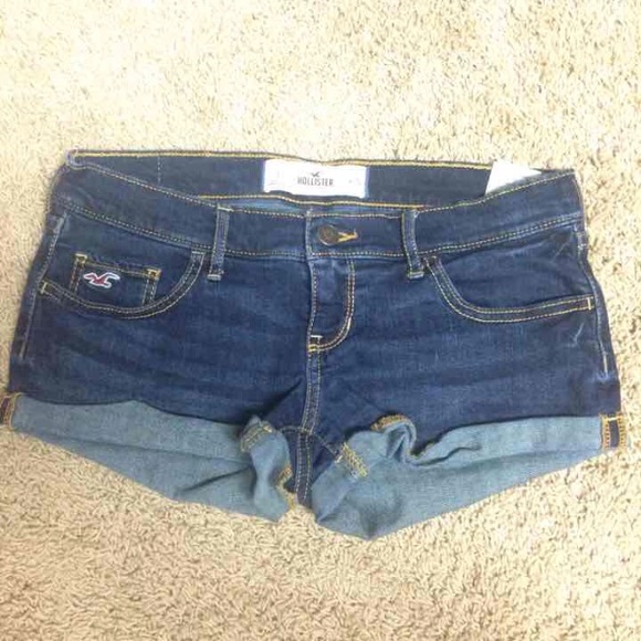 Hollister jean shorts size 3
