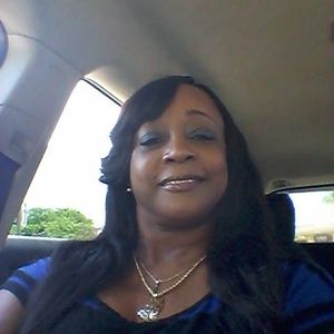 Meet your Posher, Gloria