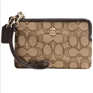 New coach wristlet