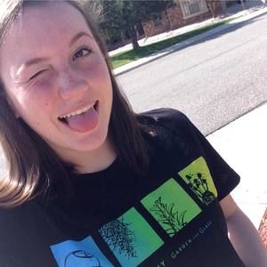 Meet your Posher, Abby