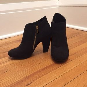 Black heeled booties