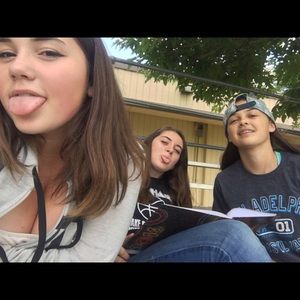 Meet your Posher, Summer