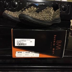 Bernie Mev, Size 39