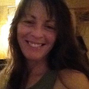 Meet your Posher, Deborah