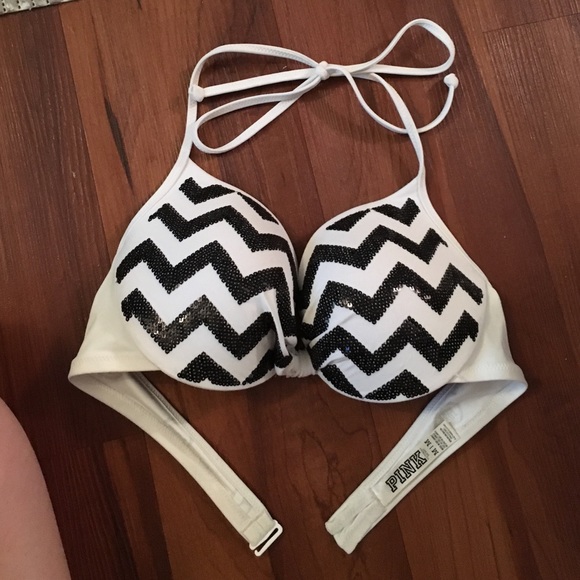 Victoria secret pink bikini top! Super cute!