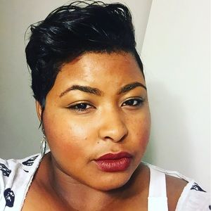 Meet your Posher, Mackenzie