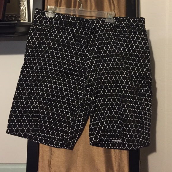 Casual sporty  bermuda shorts.