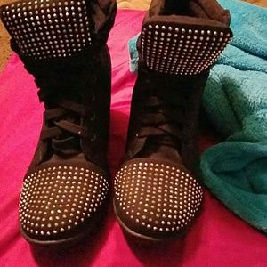 Bucco hidden wedge sneakers