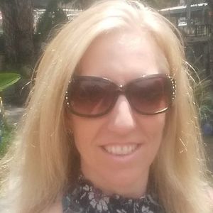 Meet your Posher, Beth