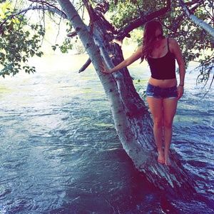 Meet your Posher, Alison