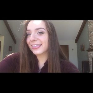 Meet your Posher, Kayla