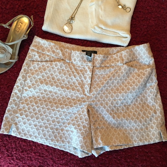 WHBM printed shorts.