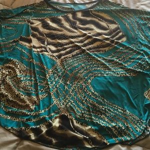 Traded Cute flowy cool print top