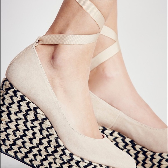 Free People Espadrilles. Size 9. NWT. - Picture 3 of 4