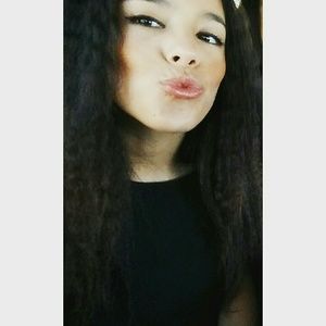 Meet your Posher, Rubi