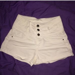 Comfy high wasted shorts