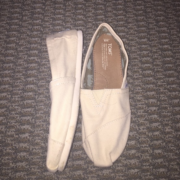 TOMS - Natural Canvas
