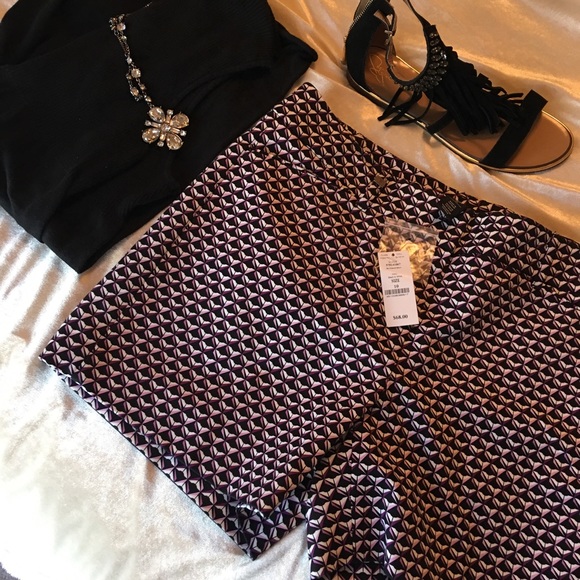 WHBM purple and black printed shorts. Sz 10. NWT
