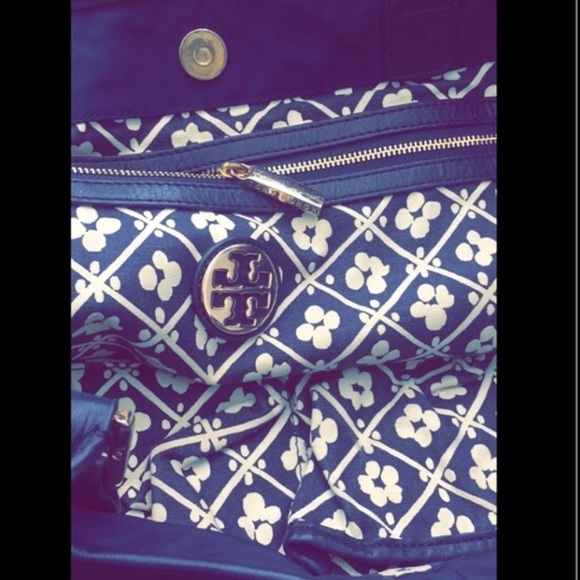 Tory Burch Navy Tote - Picture 3 of 3
