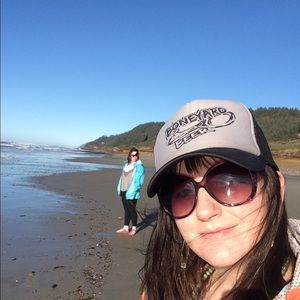 Meet your Posher, Angie