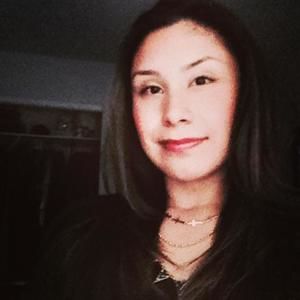 Meet your Posher, Alma