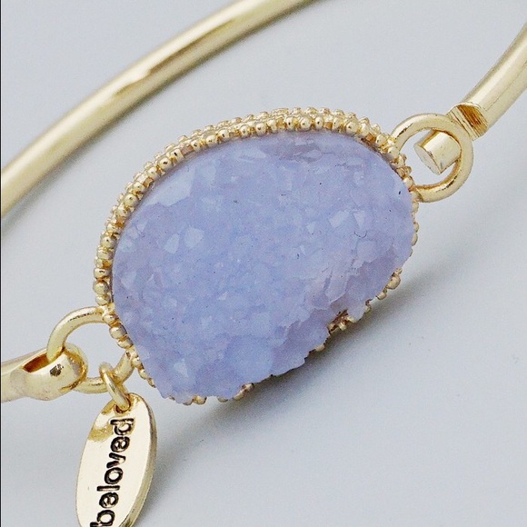 Light blue-purple faux Druzy gold bracelet - Picture 2 of 2