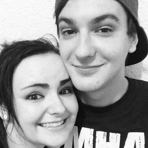 Meet your Posher, Dani