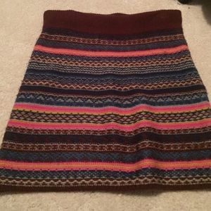 Patterned sweater mini skirt