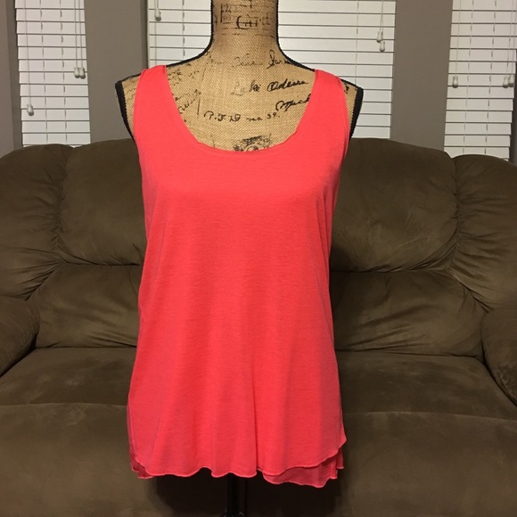 Elie Tahari Top